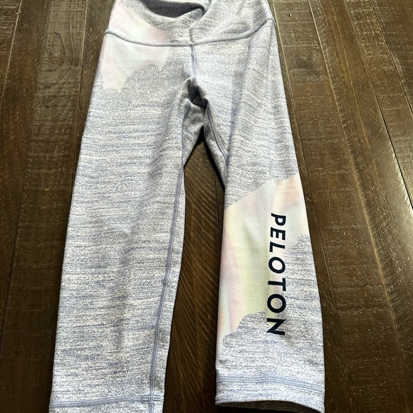 Peloton WITH Set - Picture 5 of 6